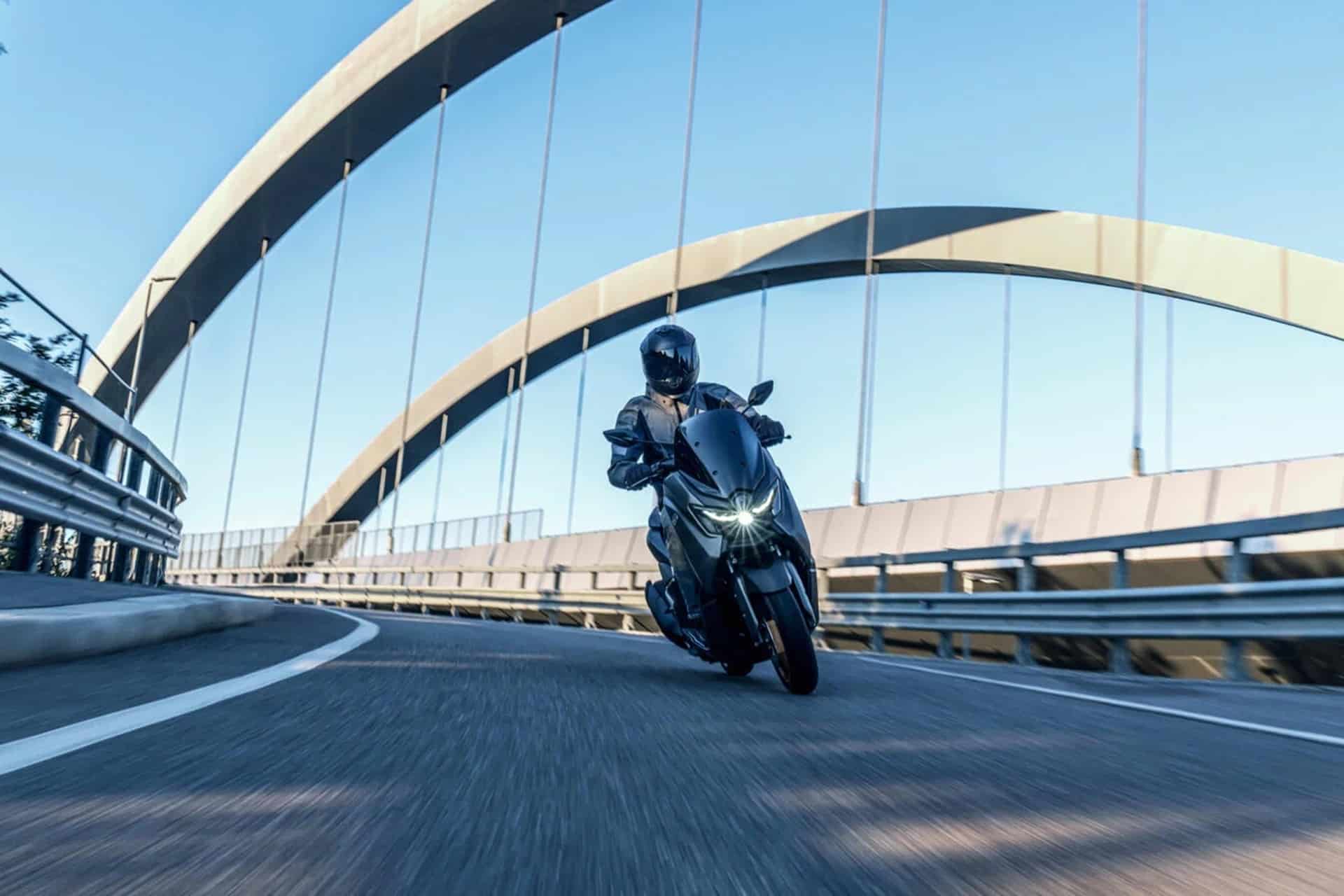 Yamaha presenta su nuevo NMax 155 Tech Max con la exclusiva tecnología YECVT