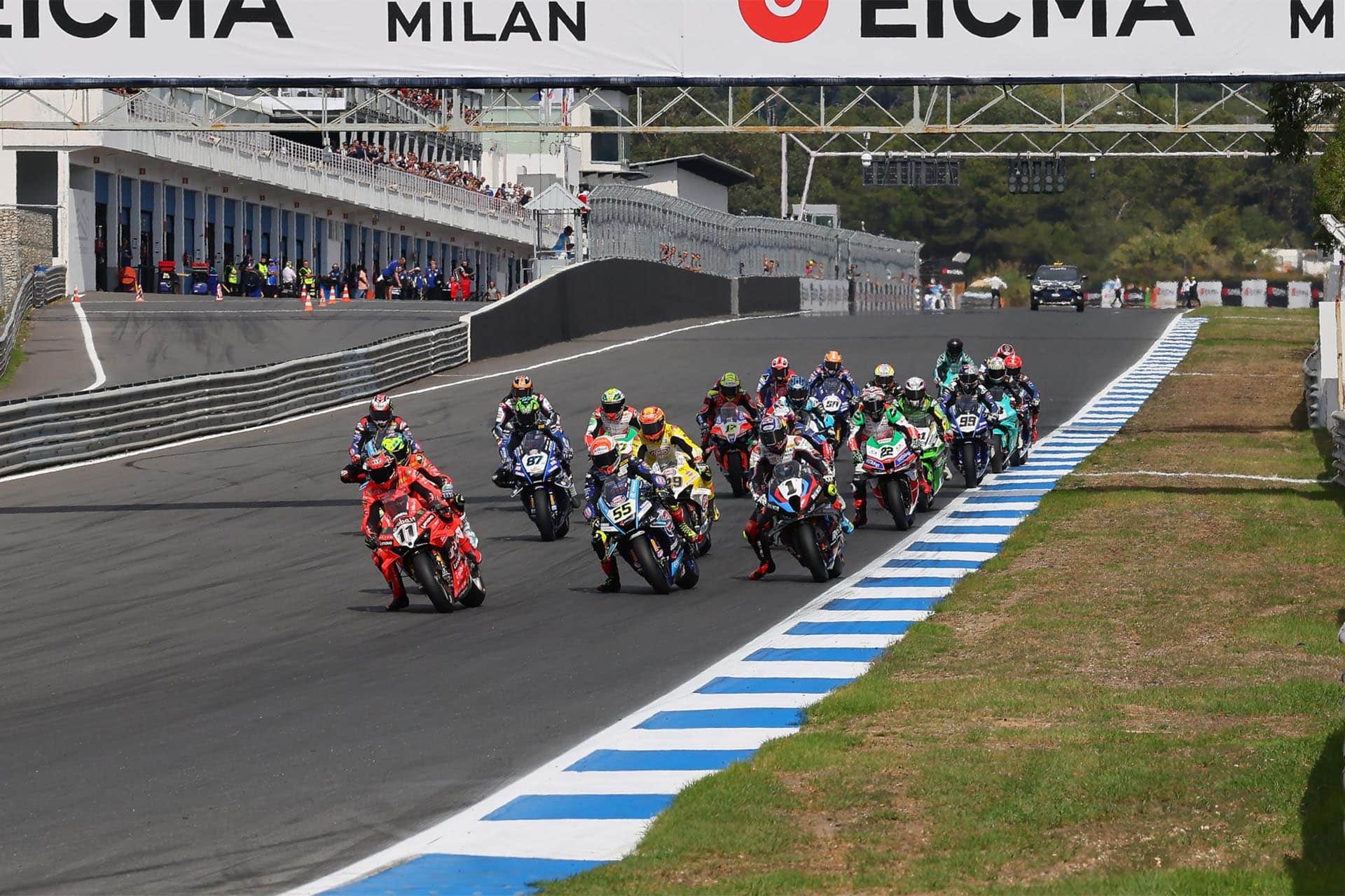 Superbike Estoril 2025: Razgatlioglu acaricia el título, pero Bulega no se rinde