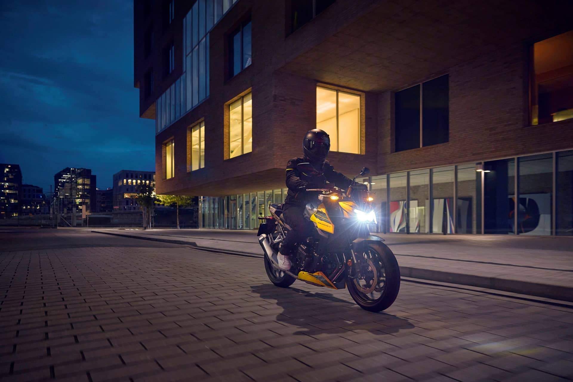 Honda CB750 Hornet 2026