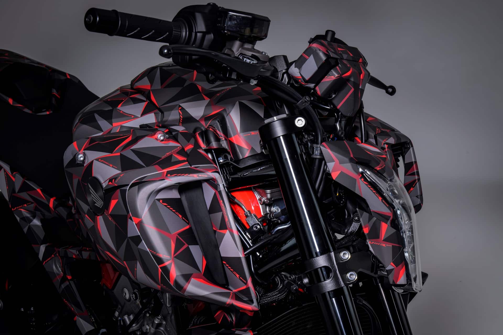 Honda presenta la V3R 900 E-Compressor, su moto más avanzada hasta la fecha