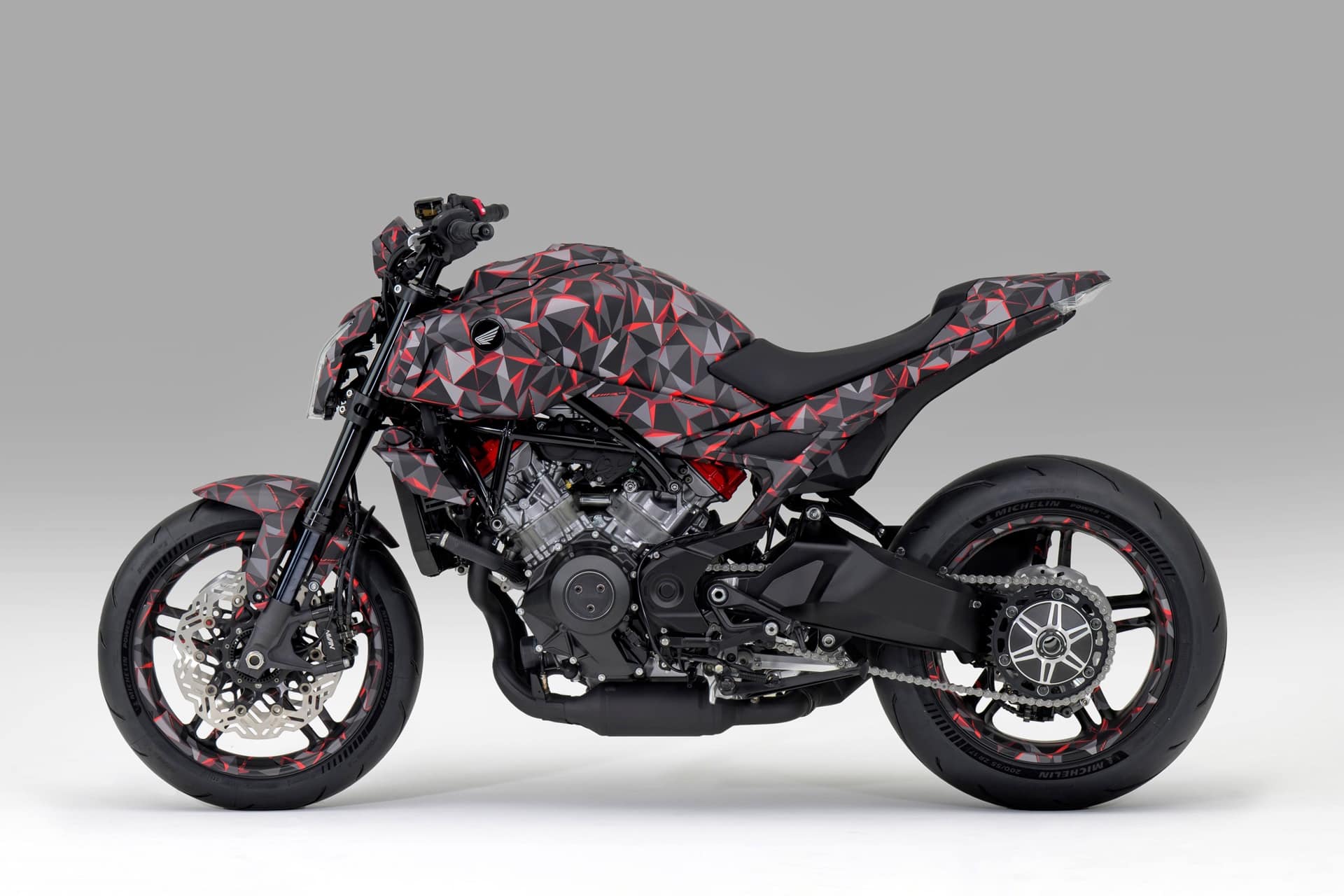 Honda presenta la V3R 900 E-Compressor, su moto más avanzada hasta la fecha