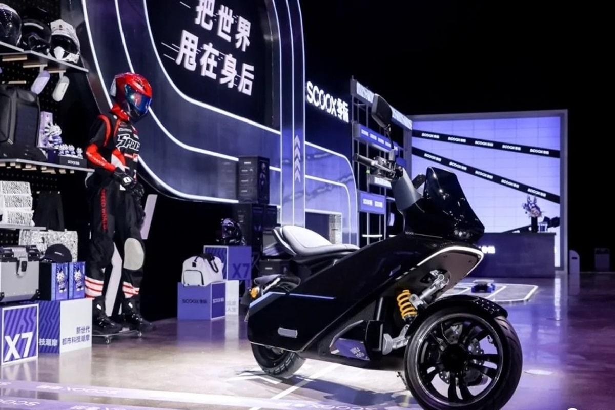 Scoox ZeroX7: La tecnología urbana que no renuncia a un diseño vanguardista
