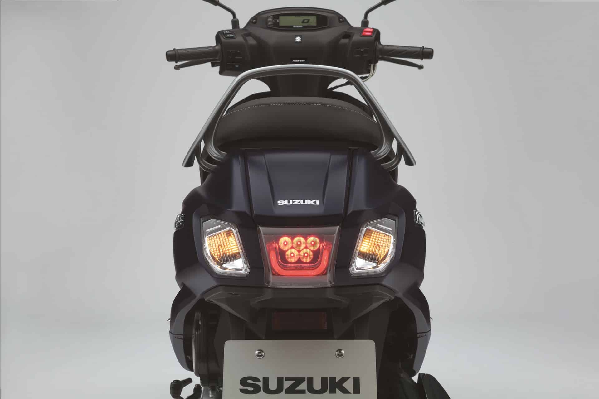 Suzuki refuerza en 2026 su Address 125 elevando su rendimiento, funcionalidad y atractivo visual