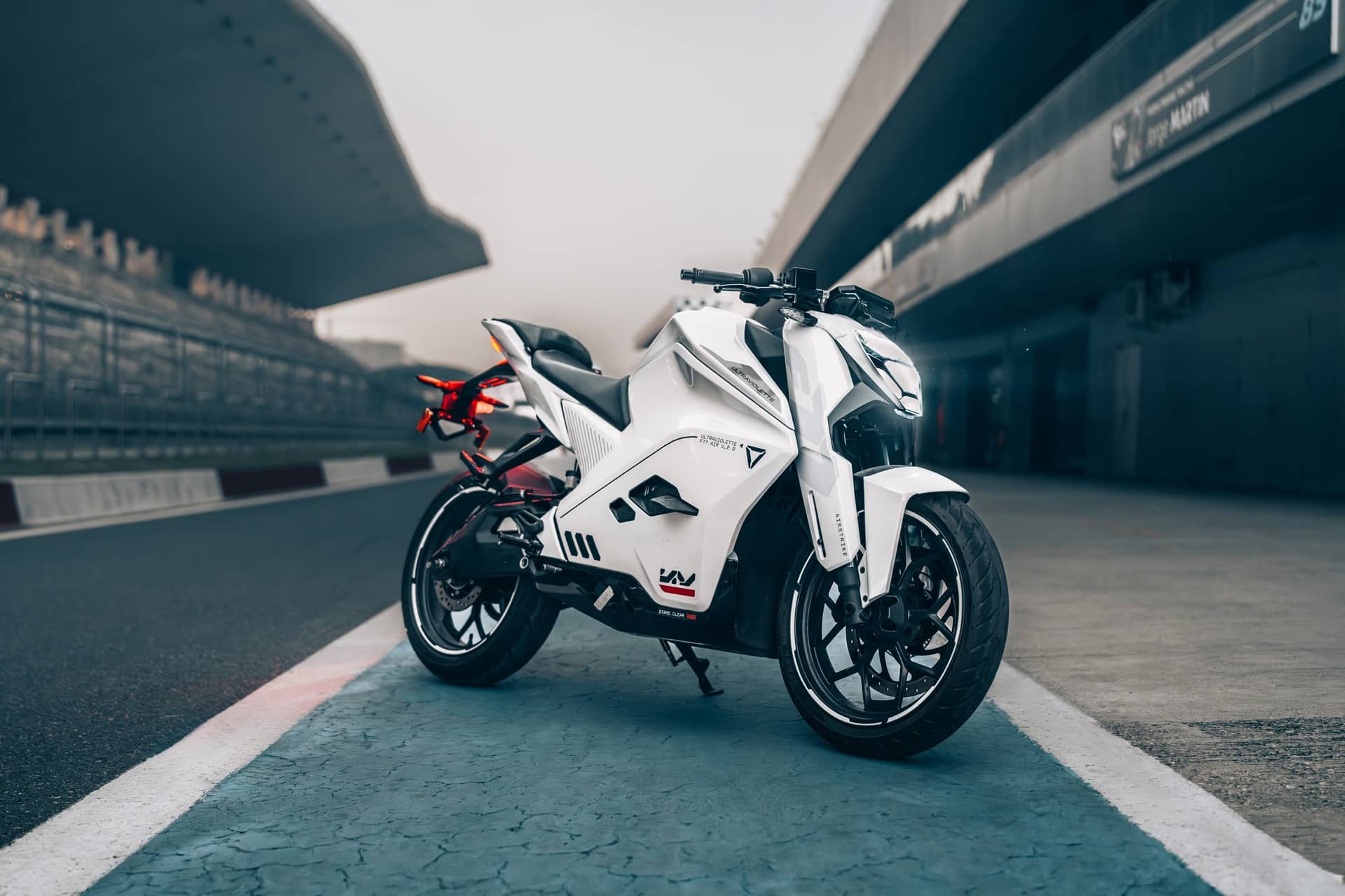 Ultraviolette da a conocer su gama 2026 con las nuevas X-47 Crossover, Tesseract, Shockwave y F99