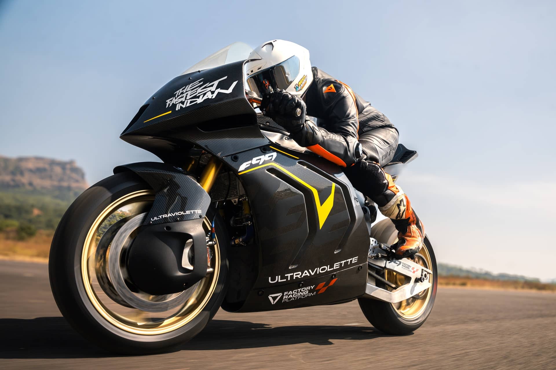 Ultraviolette da a conocer su gama 2026 con las nuevas X-47 Crossover, Tesseract, Shockwave y F99