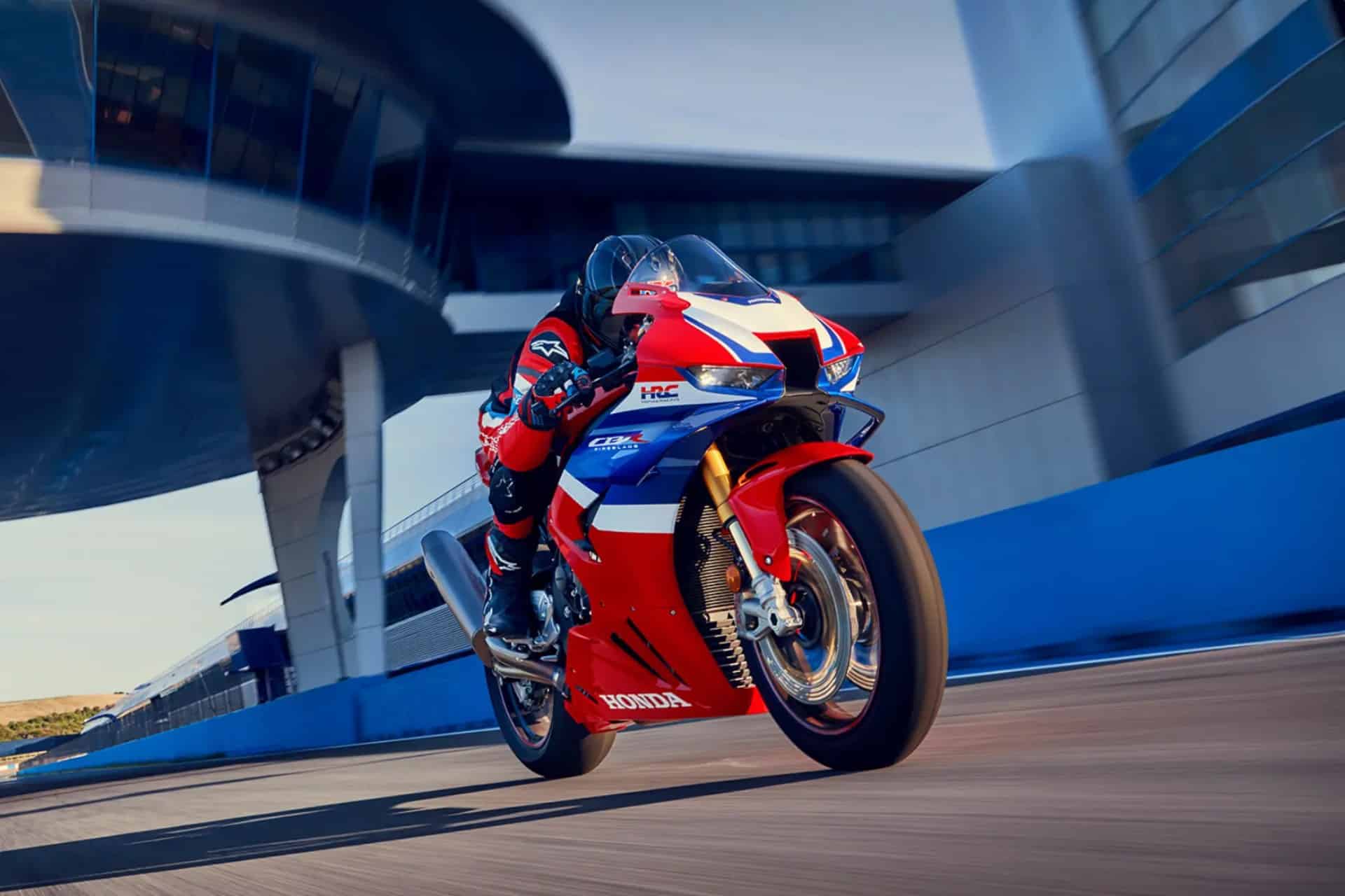 Especial de motos deportivas para el carné A - Especial de motos deportivas para el carné A - Especial de motos deportivas para el carné A - Especial de motos deportivas para el carné A - Honda CBR1000RR-R Fireblade