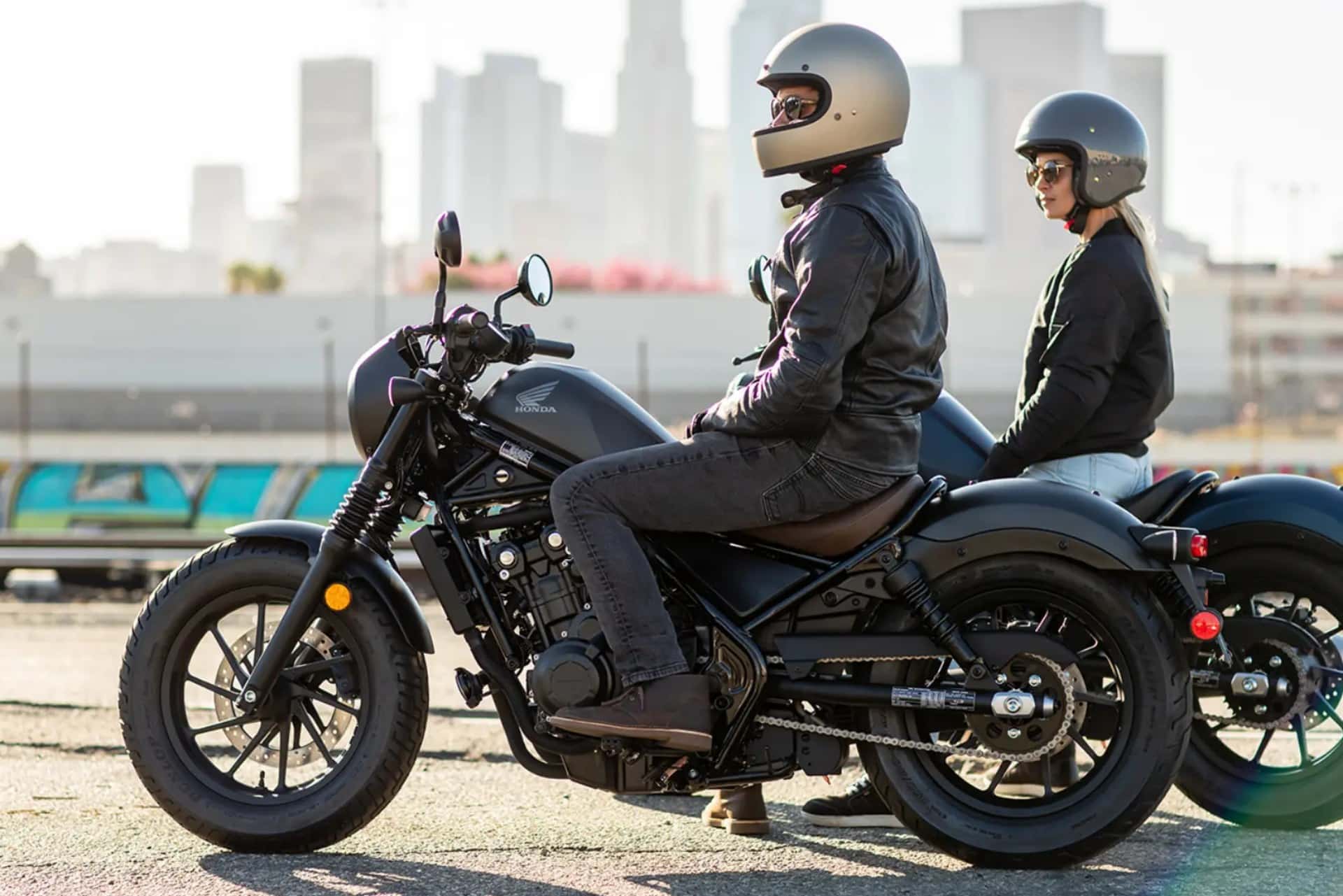 Las 5 motos con el asiento más bajo