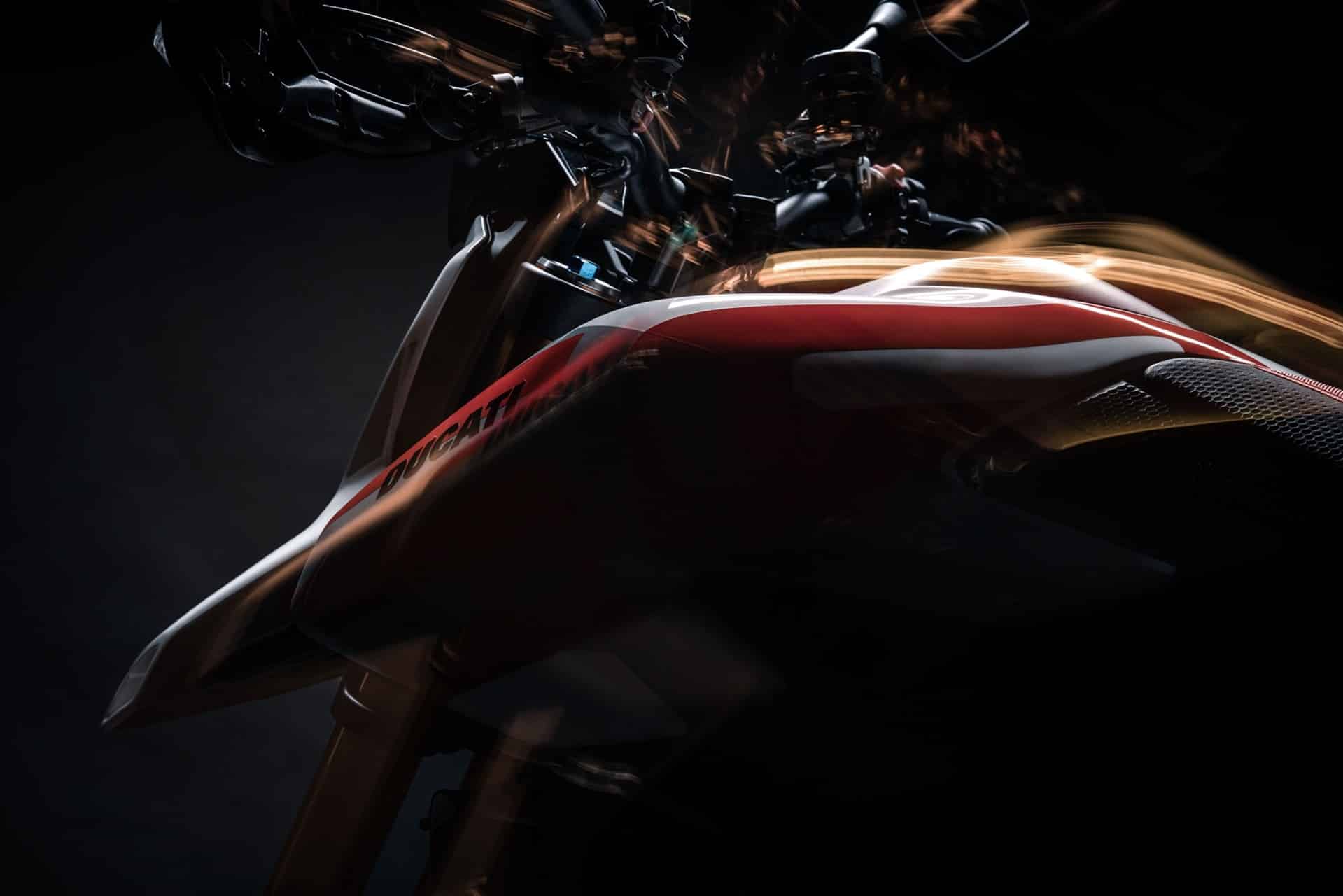 Ducati Hypermotard V2 2026