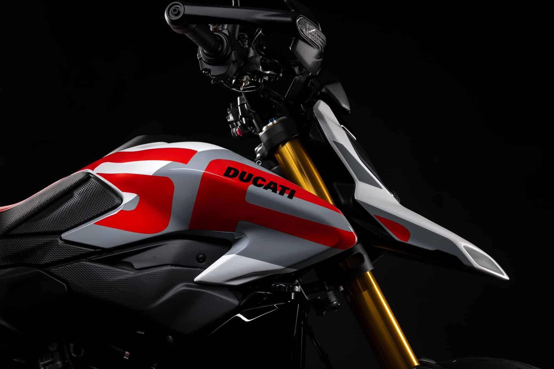 Ducati Hypermotard V2 2026