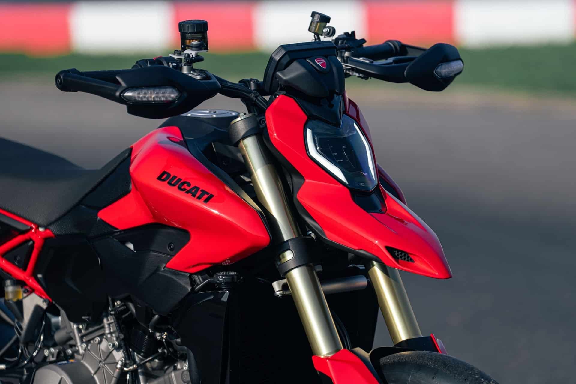 Ducati Hypermotard V2 2026