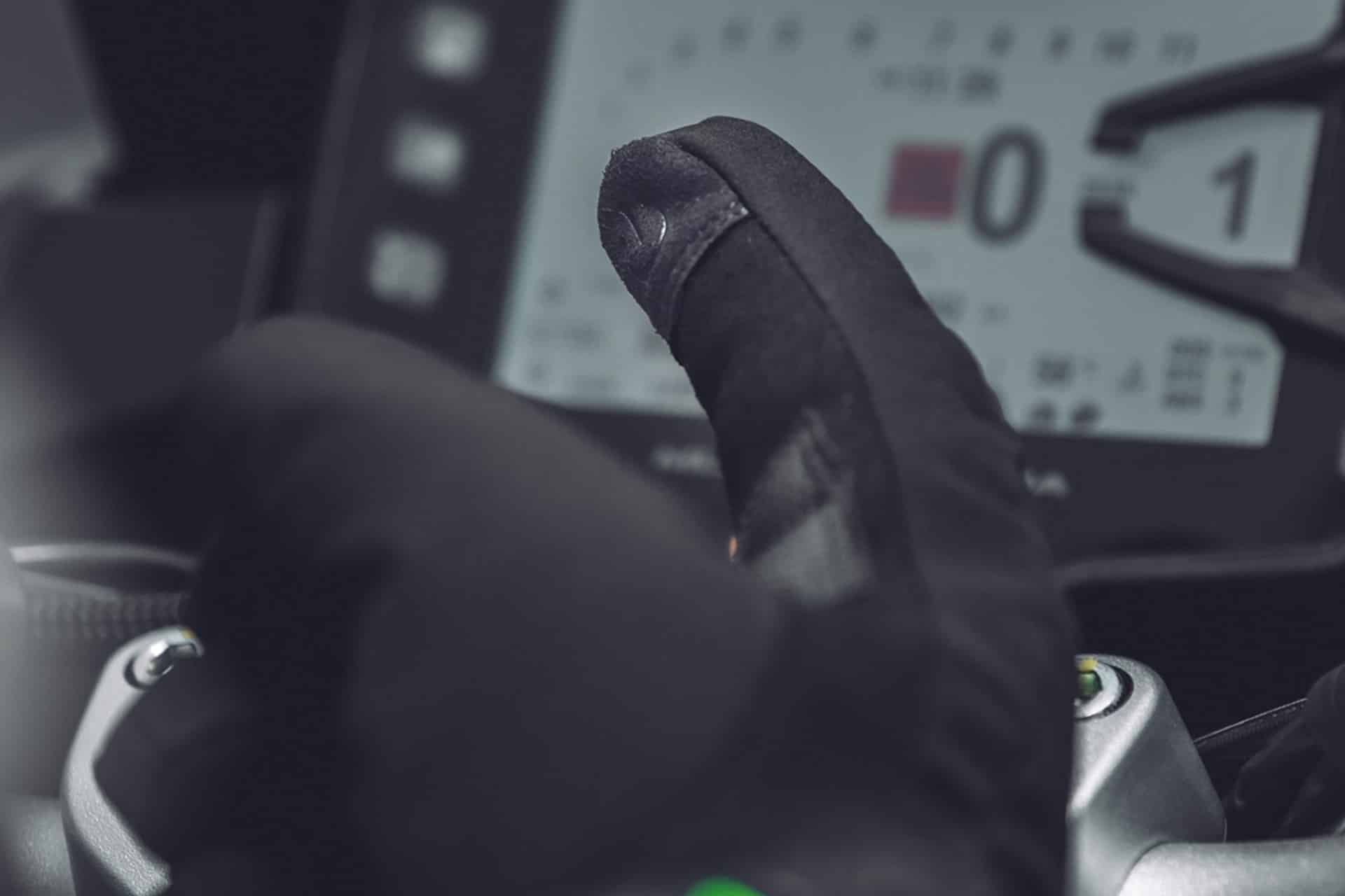 Gama de guantes invernales SPIDI 2026: Seguridad y confort incluso en las jornadas más gélidas