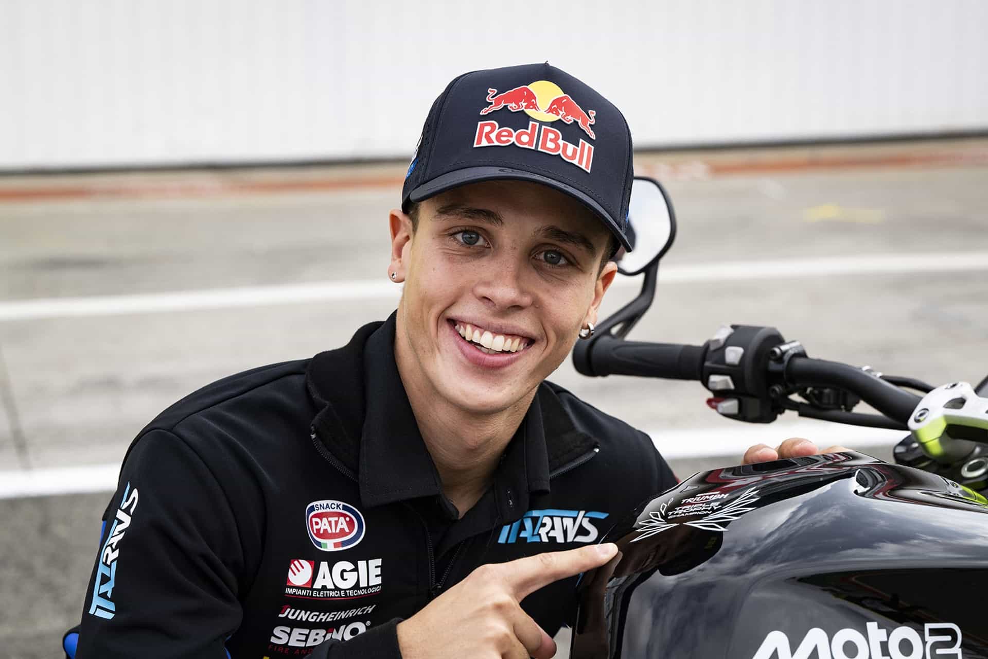 Triumph Triple Trophy 2025: Diogo Moreira se lleva la exclusiva Street Triple 765 RS