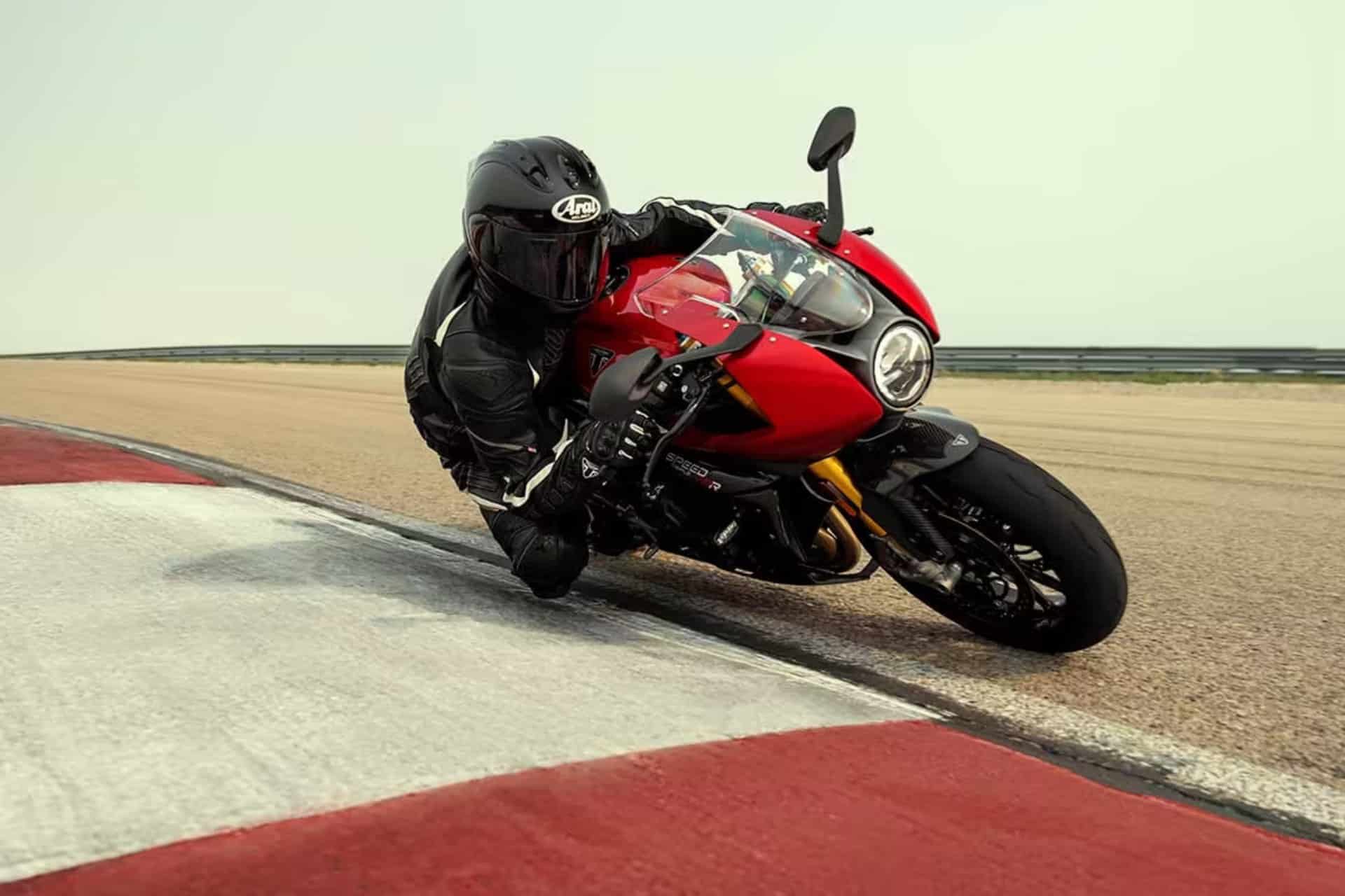 Especial de motos deportivas para el carné A - Triumph Speed Triple 1200 RR