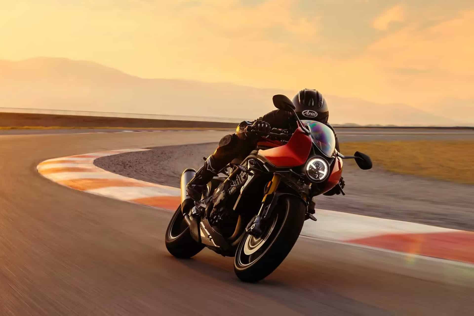 Especial de motos deportivas para el carné A - Triumph Speed Triple 1200 RR