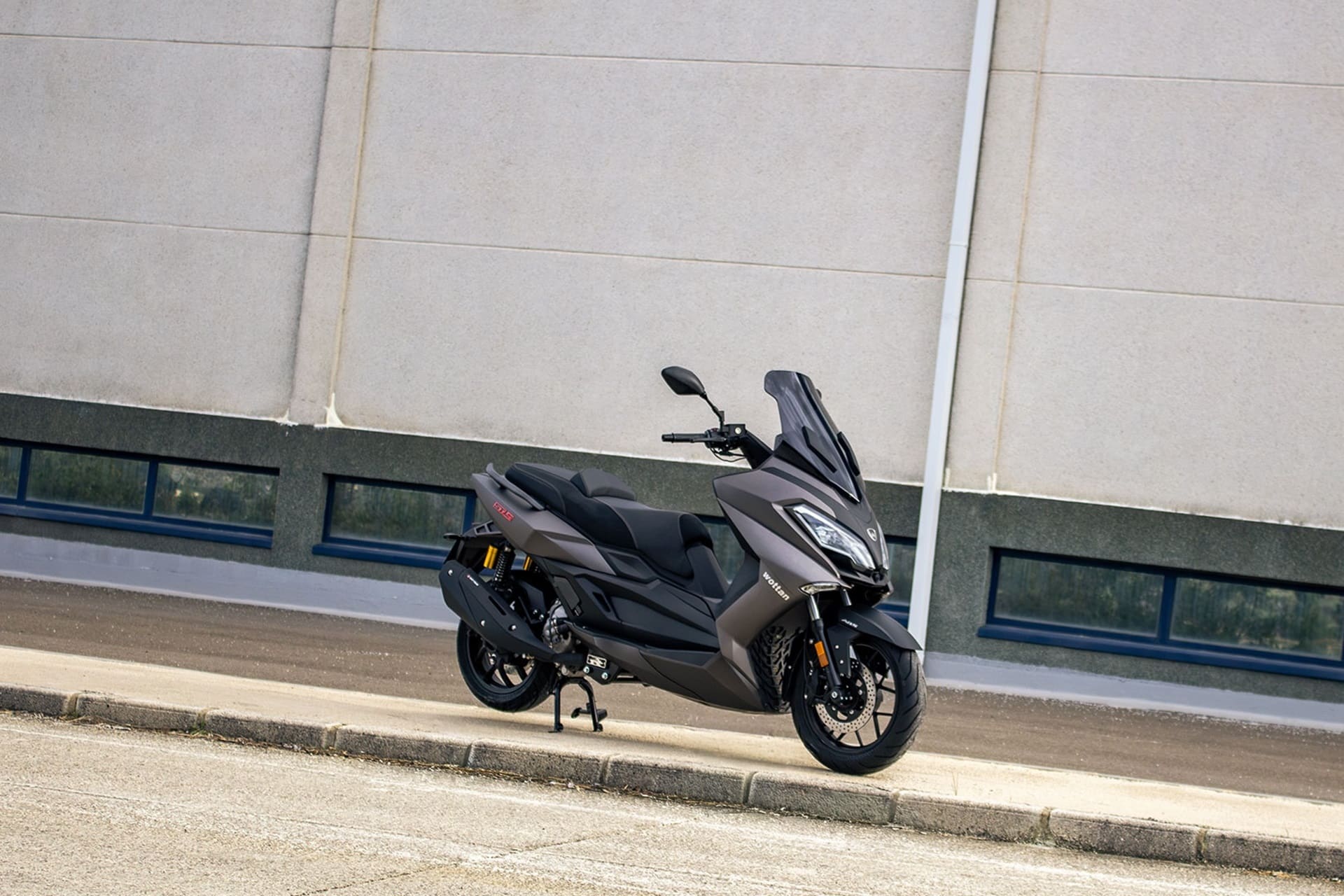 Wottan despliega todas sus novedades en EICMA, de cara al próximo 2026