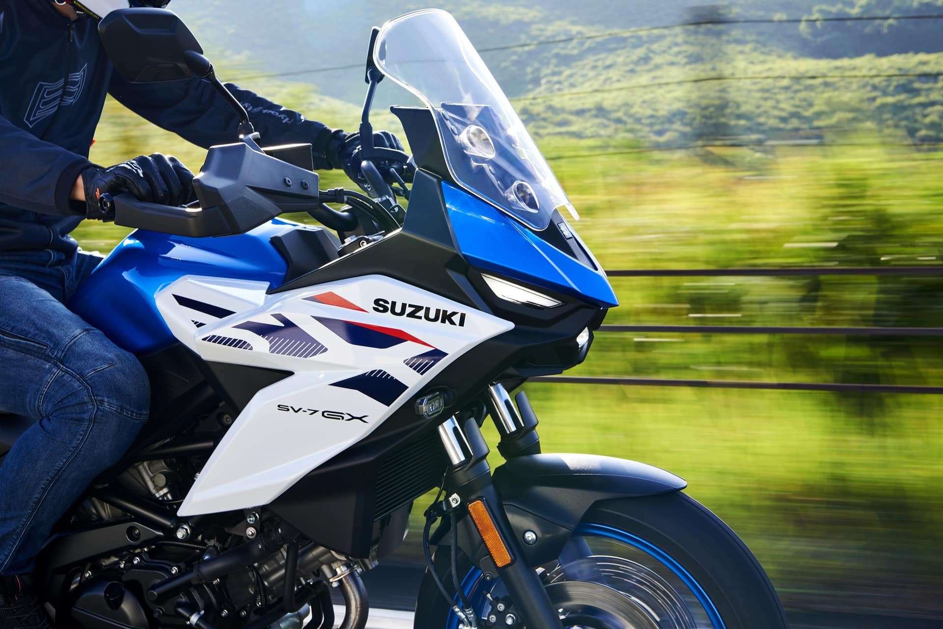 Nueva SV-7GX 2026: Suzuki aterriza en el segmento medio crossover