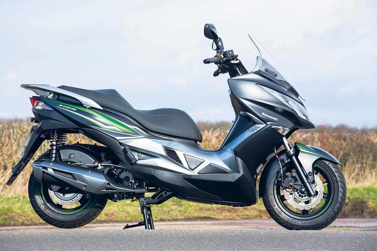 El J300 y el J125 fue la última incursión de Kawasaki en los scooters