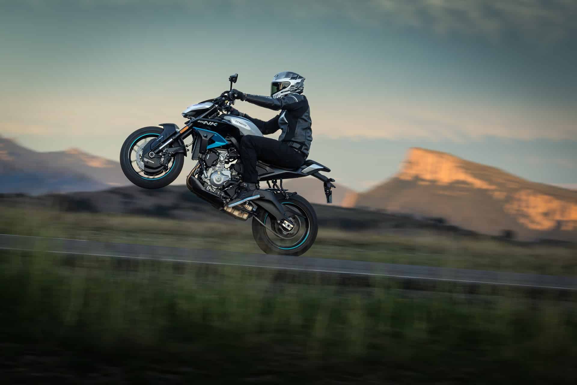 CFMoto 675NK 2026