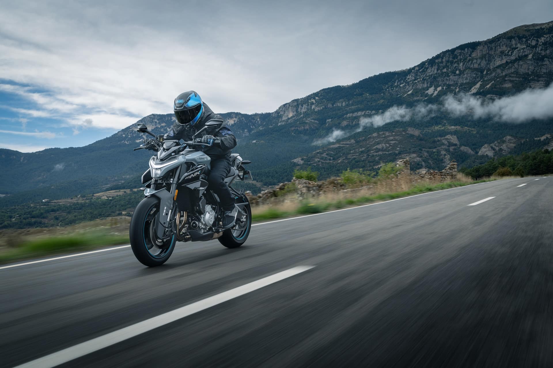 CFMoto 675NK 2026