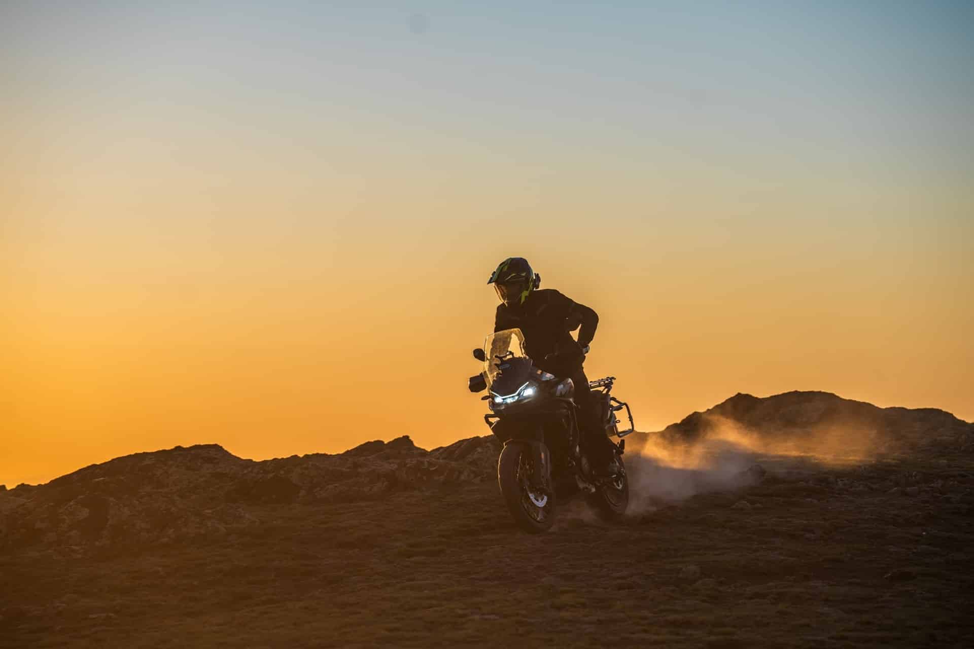 CFMoto 700MT 2026