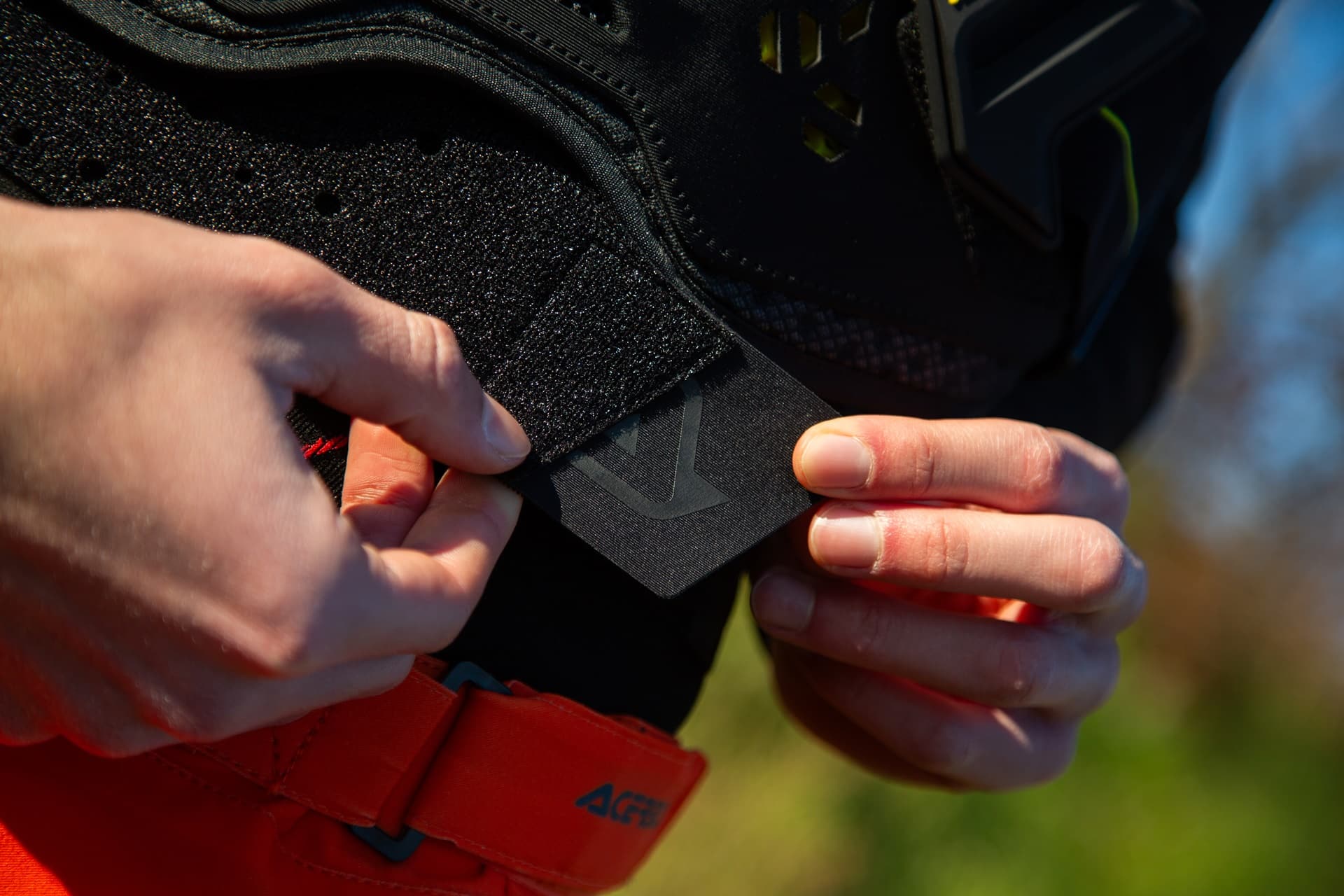 Nuevos Acerbis DNA 2.0 y Plasma 2.0: Seguridad al máximo nivel en el mundo de los protectores Offroad