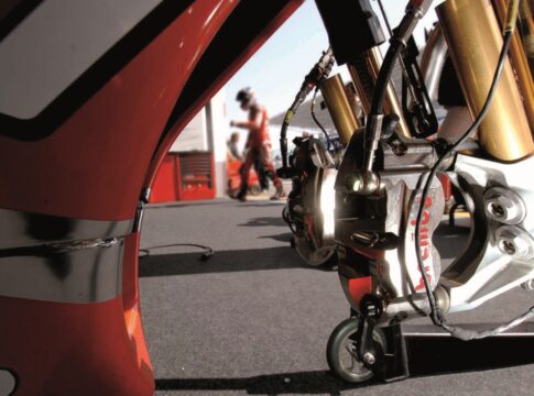 Gama de pastillas Brembo: Referencia mundial en tecnología de frenado
