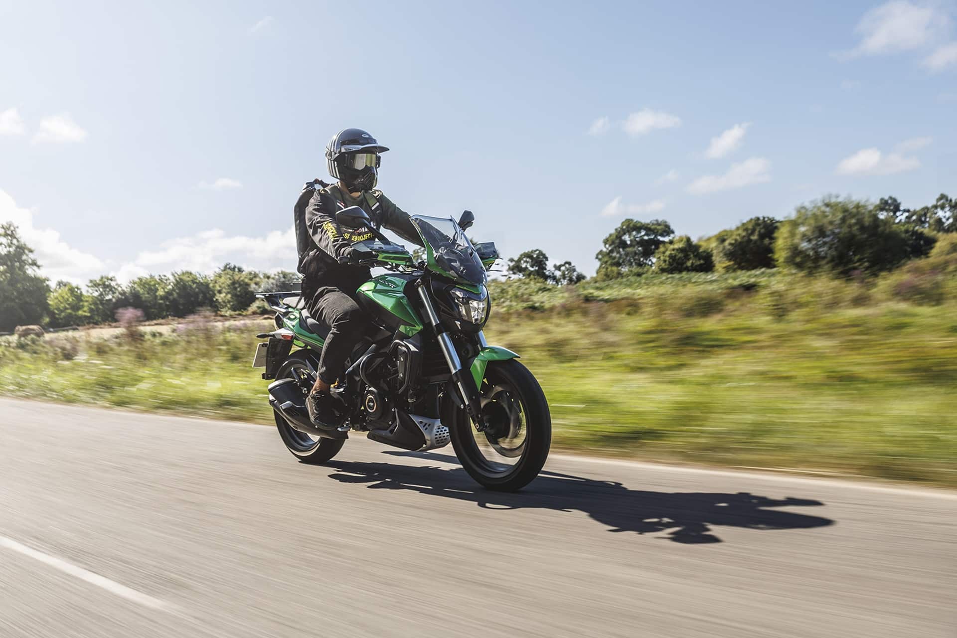 Bajaj hace que estrenar moto estas Navidades sea mucho más que una intención