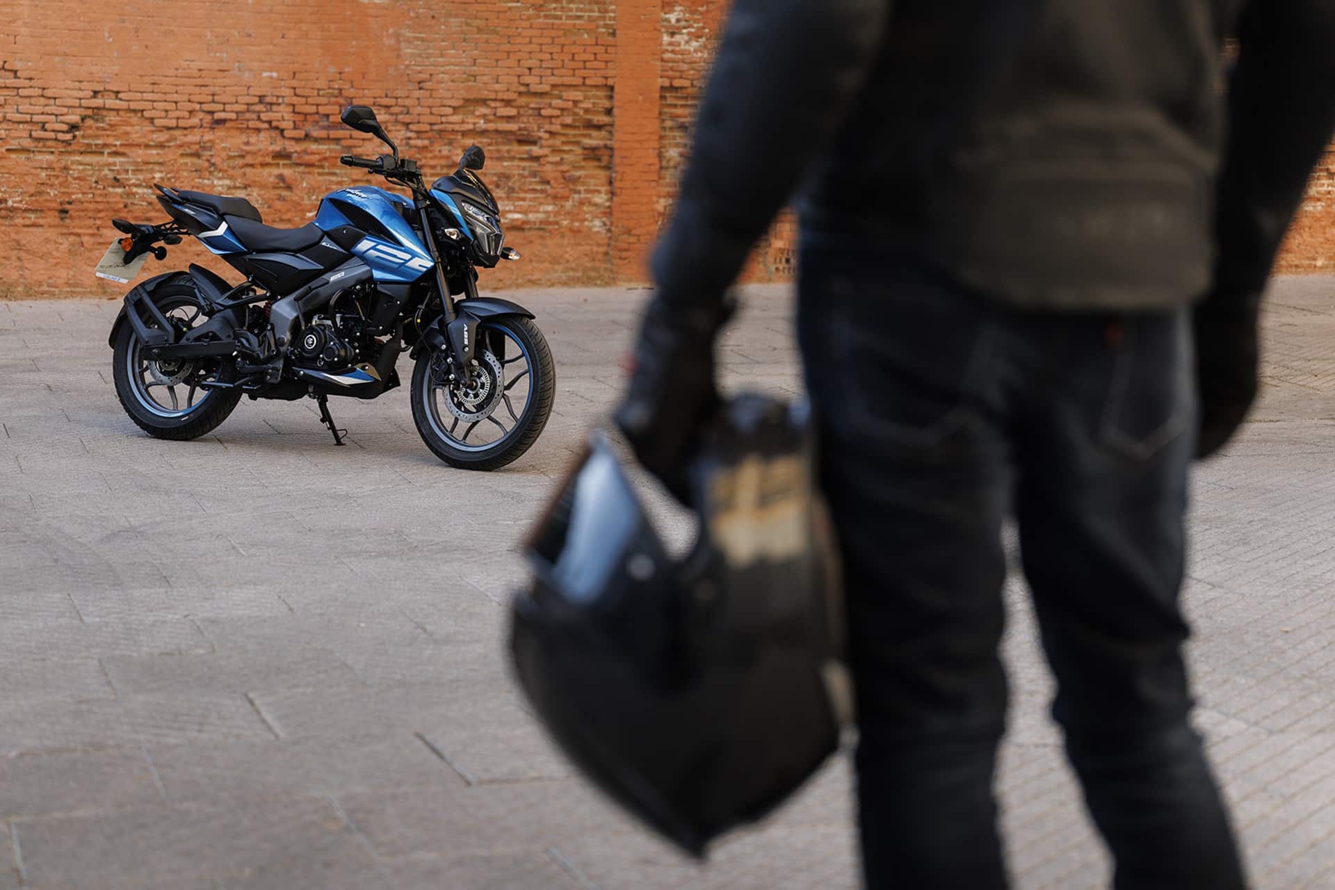 Pulsar NS125 y NS400Z: Dos naked ideales para iniciarse en el mundo de la moto