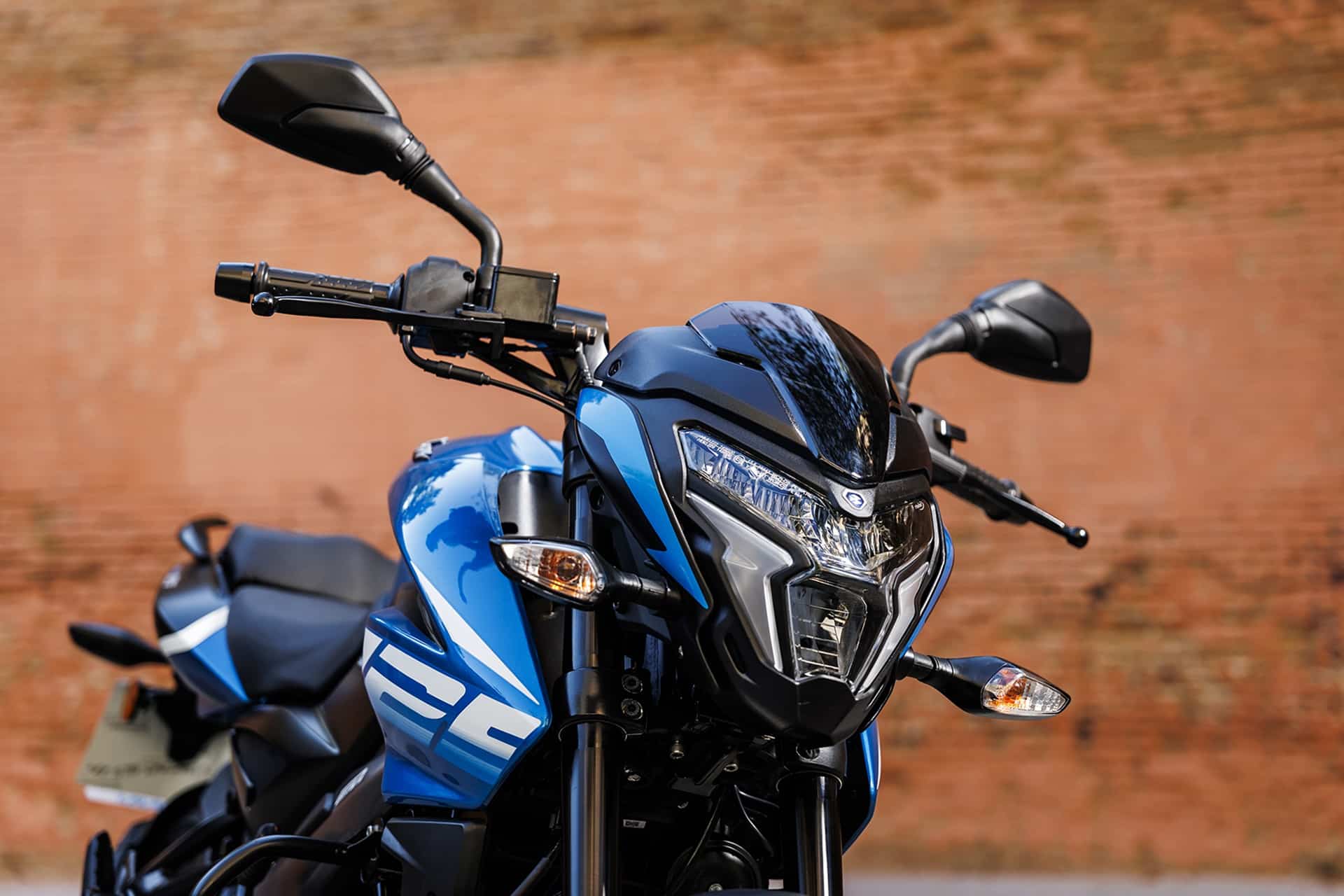 Pulsar NS125 y NS400Z: Dos naked ideales para iniciarse en el mundo de la moto