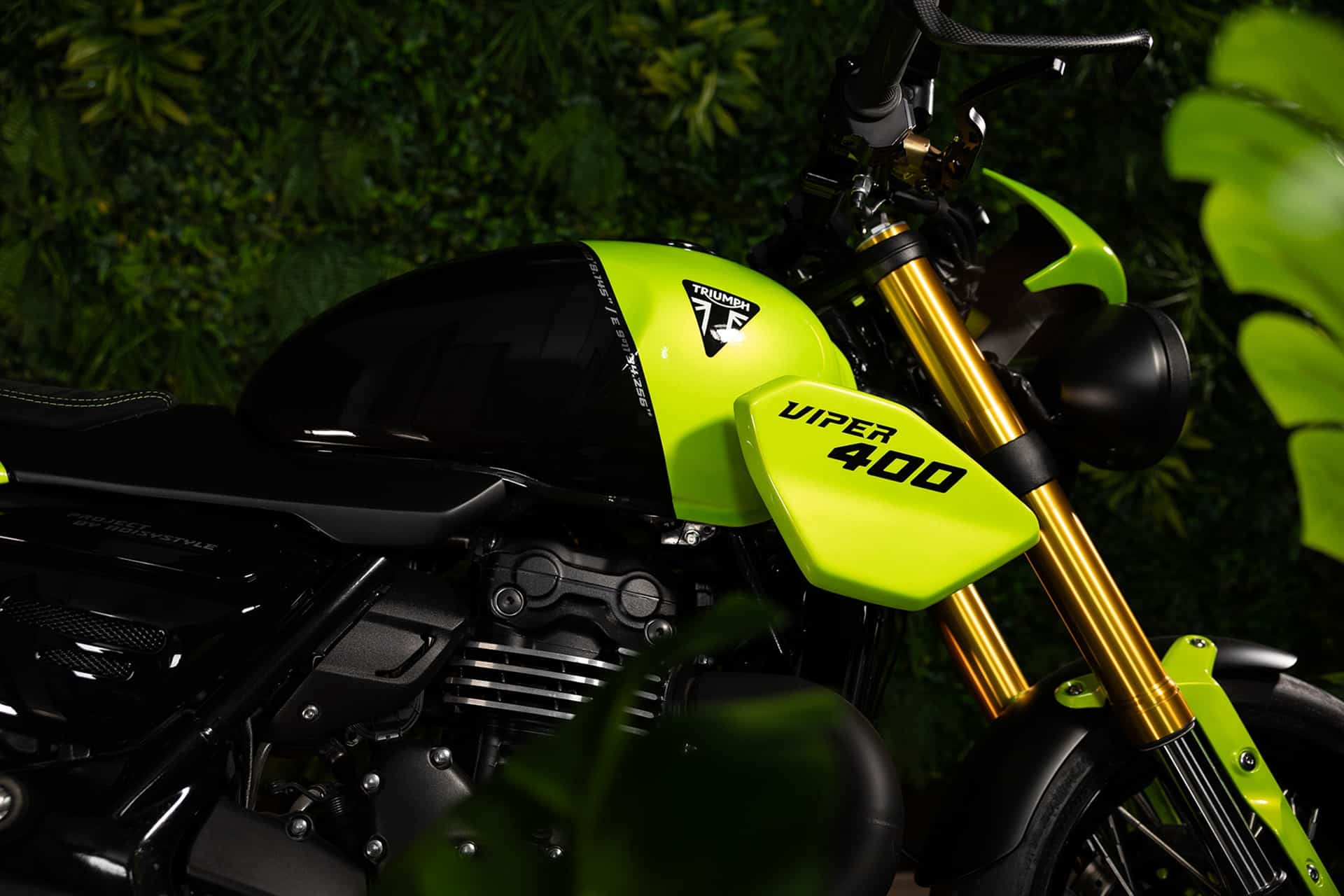 A subasta la Triumph Viper 400 creada en 2024 por el especialista italiano Noisy-Style