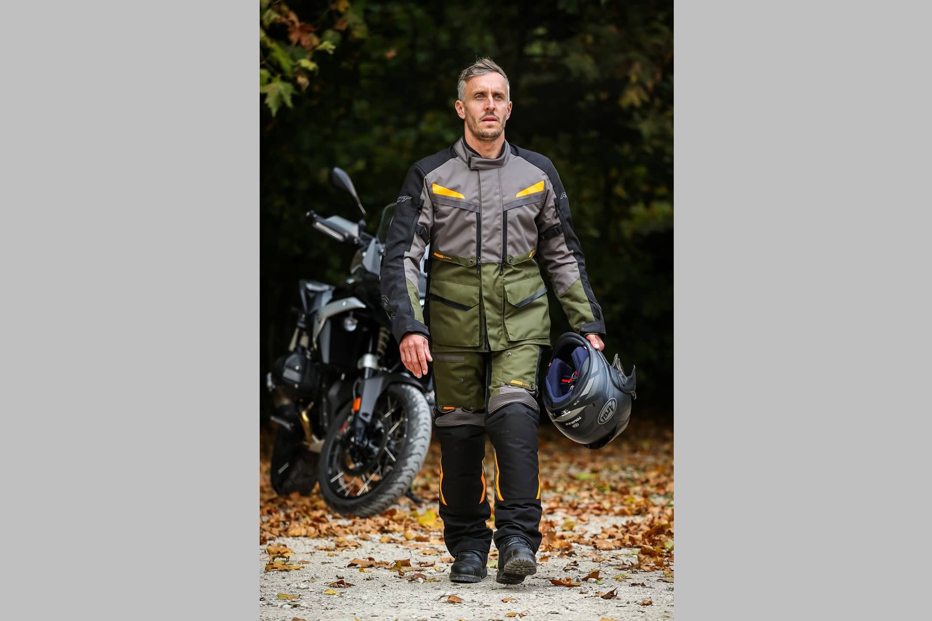 Colección otoño/invierno RST 2025: Combate el frío en moto de manera eficiente