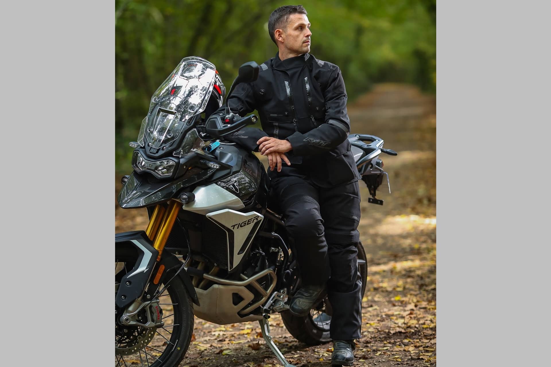 Colección otoño/invierno RST 2025: Combate el frío en moto de manera eficiente