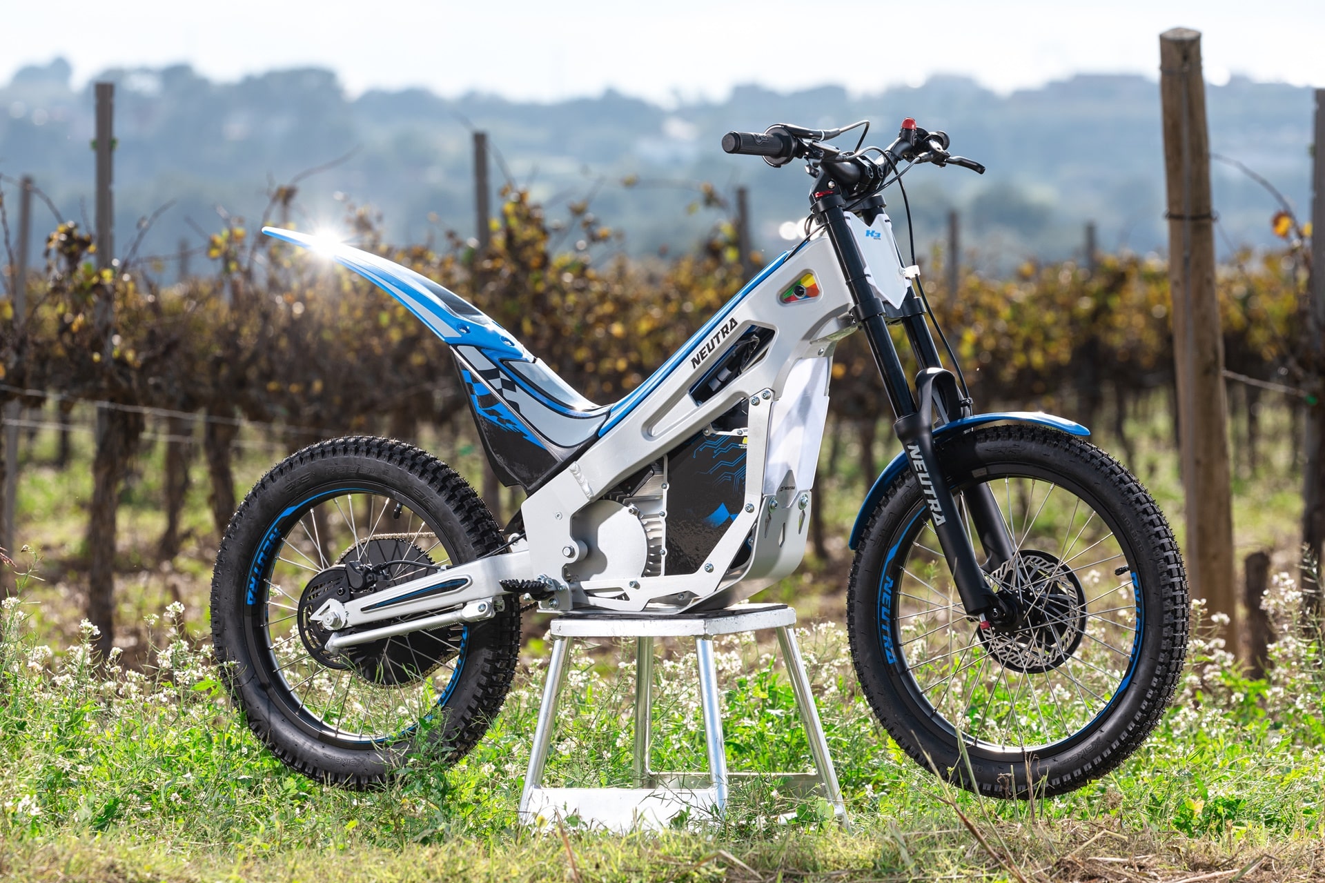 Gama de motos eléctricas infantiles Neutra Motor: Una forma muy especial de sorprender a los más pequeños estas Navidades