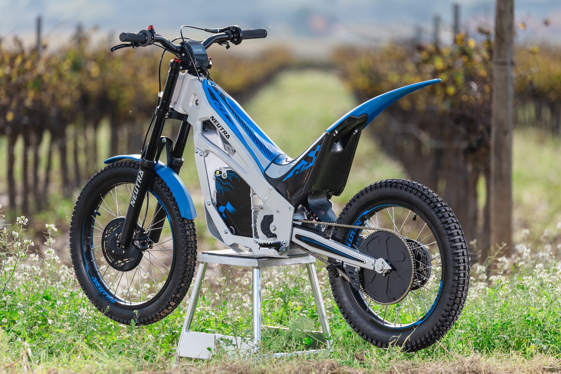 Gama de motos eléctricas infantiles Neutra Motor: Una forma muy especial de sorprender a los más pequeños estas Navidades