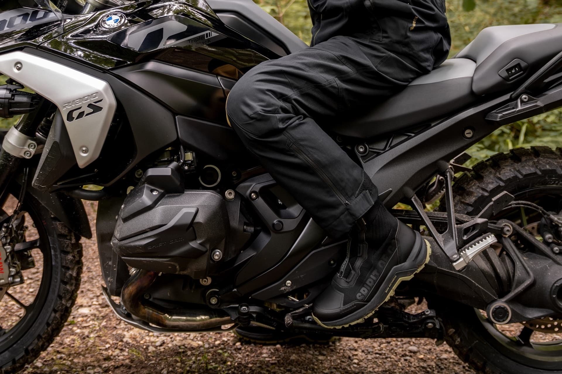 Nueva colección de equipamiento BMW Motorrad 2026: El mal tiempo ya no es excusa para montar en moto