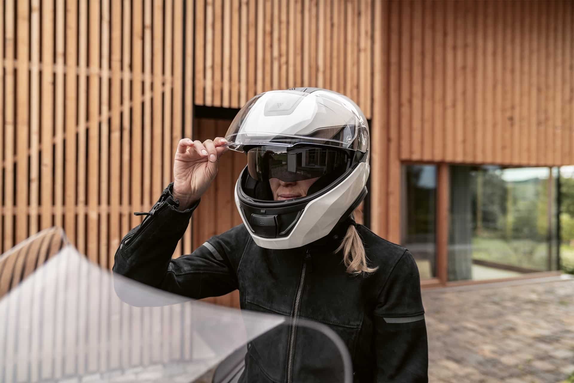 Nueva colección de equipamiento BMW Motorrad 2026: El mal tiempo ya no es excusa para montar en moto