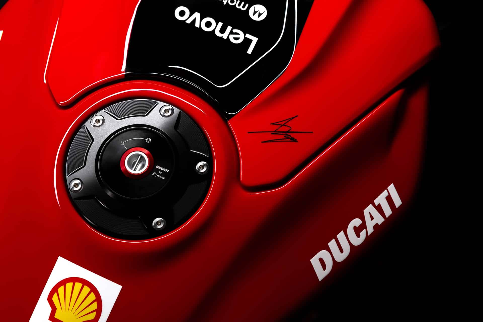 Ducati presenta la nueva Panigale V4 Márquez 2025 World Champion Replica: una pieza de coleccionista de edición limitada