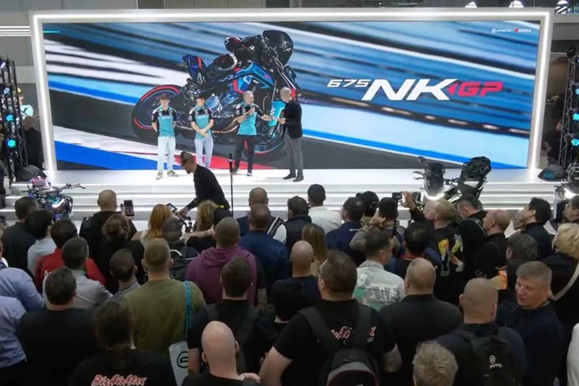 675NK GP Concept: CFMoto nos muestra su visión de futuro en el segmento naked