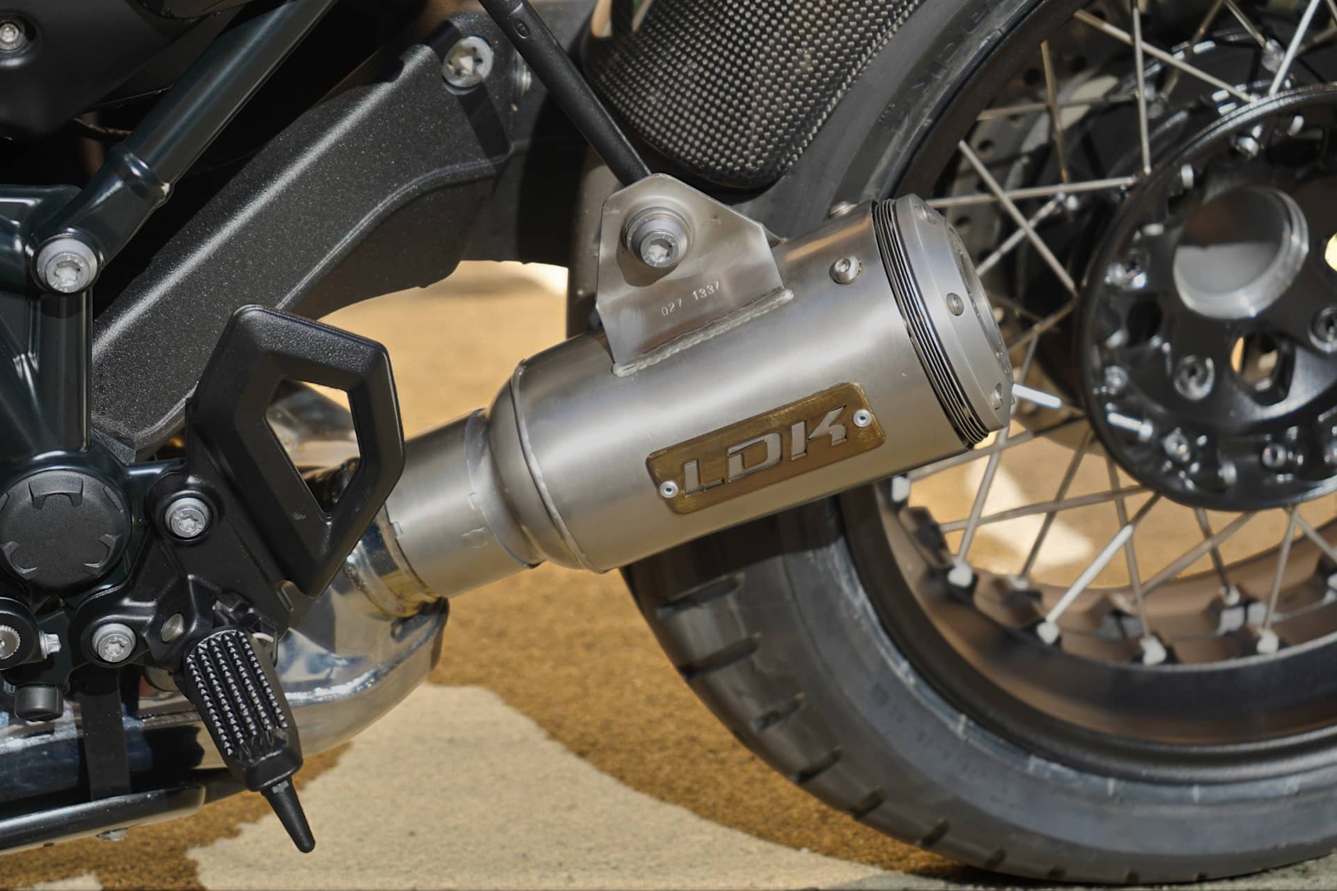 BMW R12 Nine T “JPS”: Legado histórico inconfundible al servicio del estilo Neoracer de LDK
