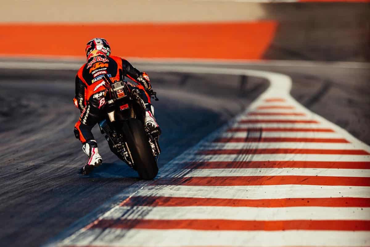 El futuro de KTM Racing no está escrito, pero los austriacos siguen trabajando duro