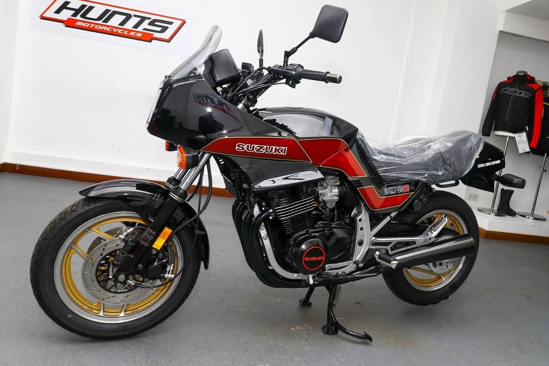 Motos de ensueño a la venta: Suzuki GSX750 ES de 1983 nunca matriculada