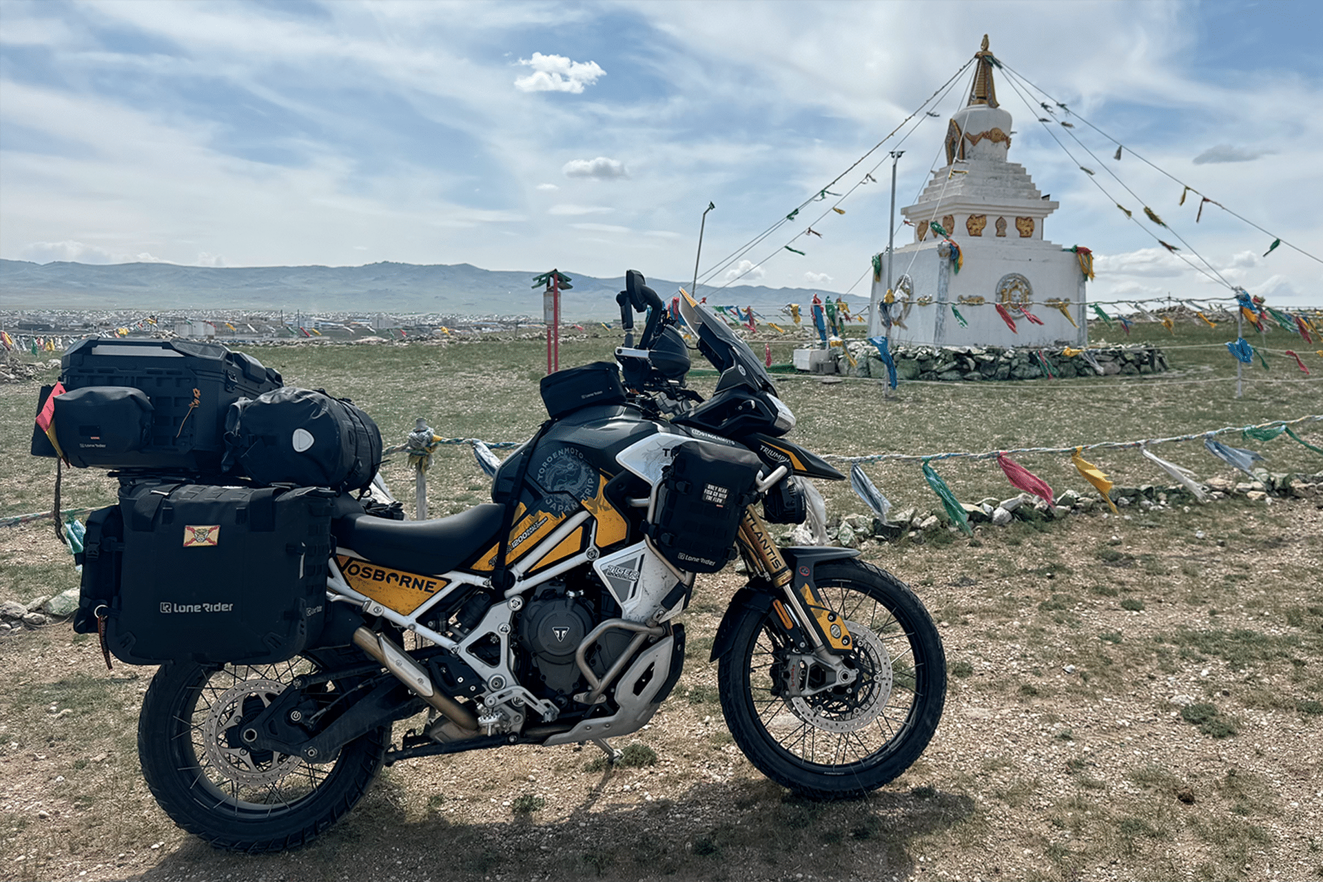 Julio Álamo se da “un paseo intercontinental” a lomos de su Triumph Tiger 1200