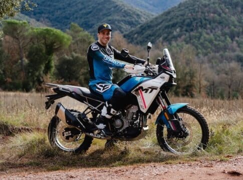 Mario Román se convierte en el nuevo embajador de CFMoto