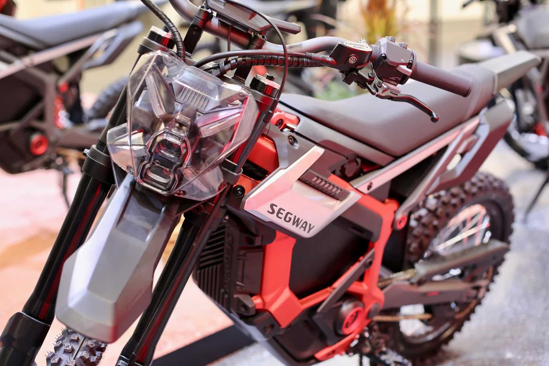 Xaber 300: Tres motos en una, en el último modelo enchufable de Segway