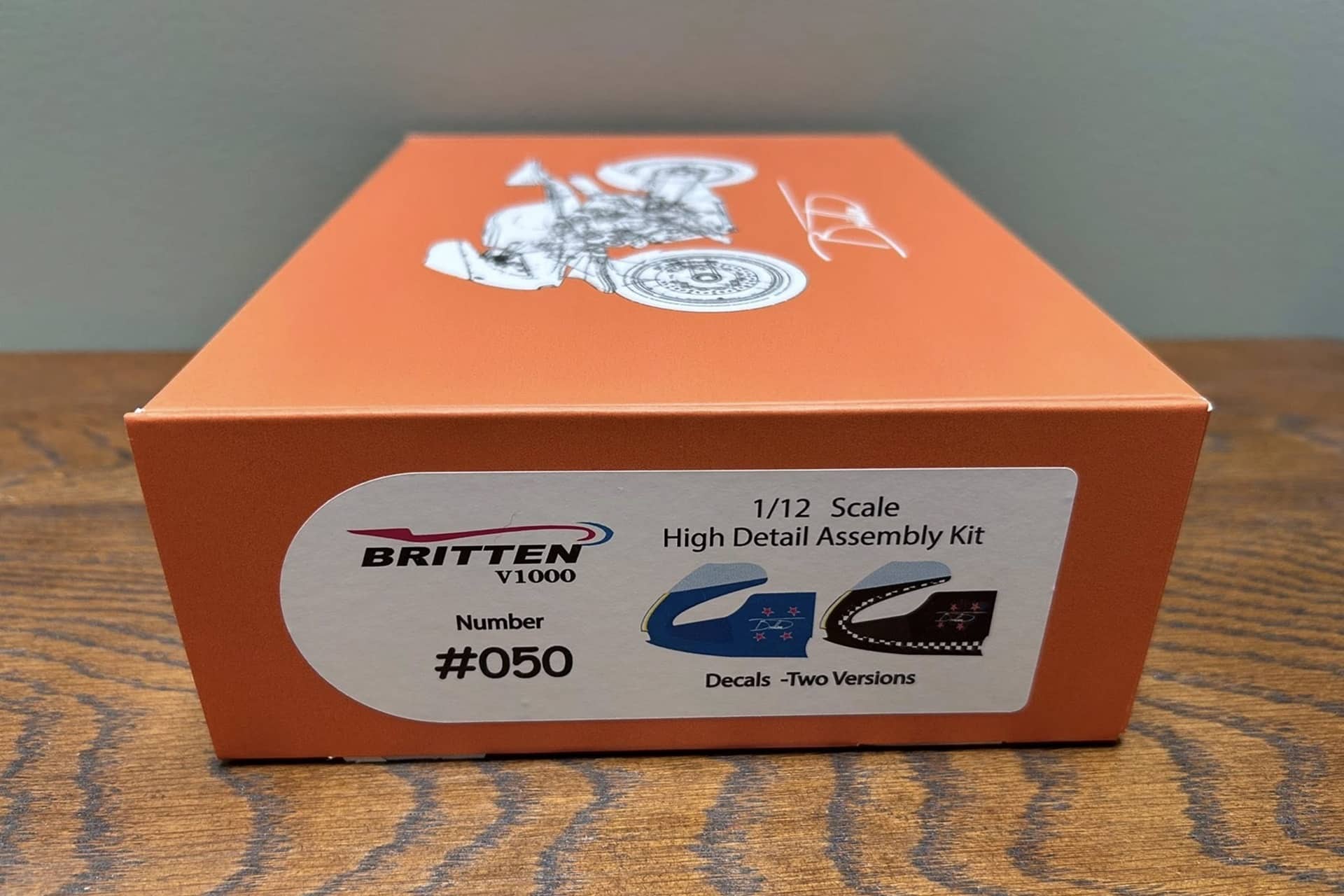 Ya puedes convertirte en el feliz propietario de una Britten V1000… Aunque sea a escala 1:12