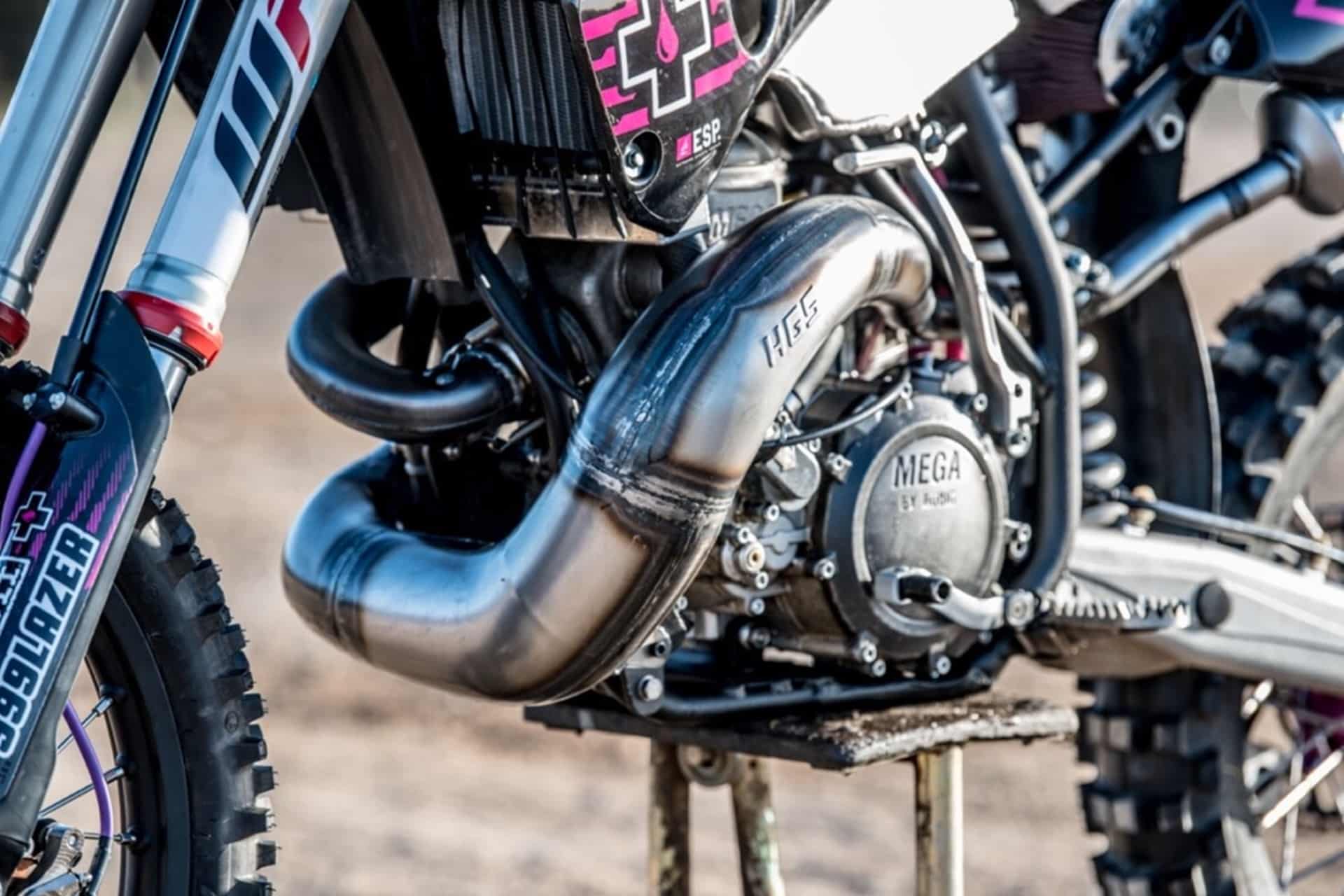 Megalodon 700: Una verdadera “ida de olla” en forma de MX 2T con más de 80 CV de potencia