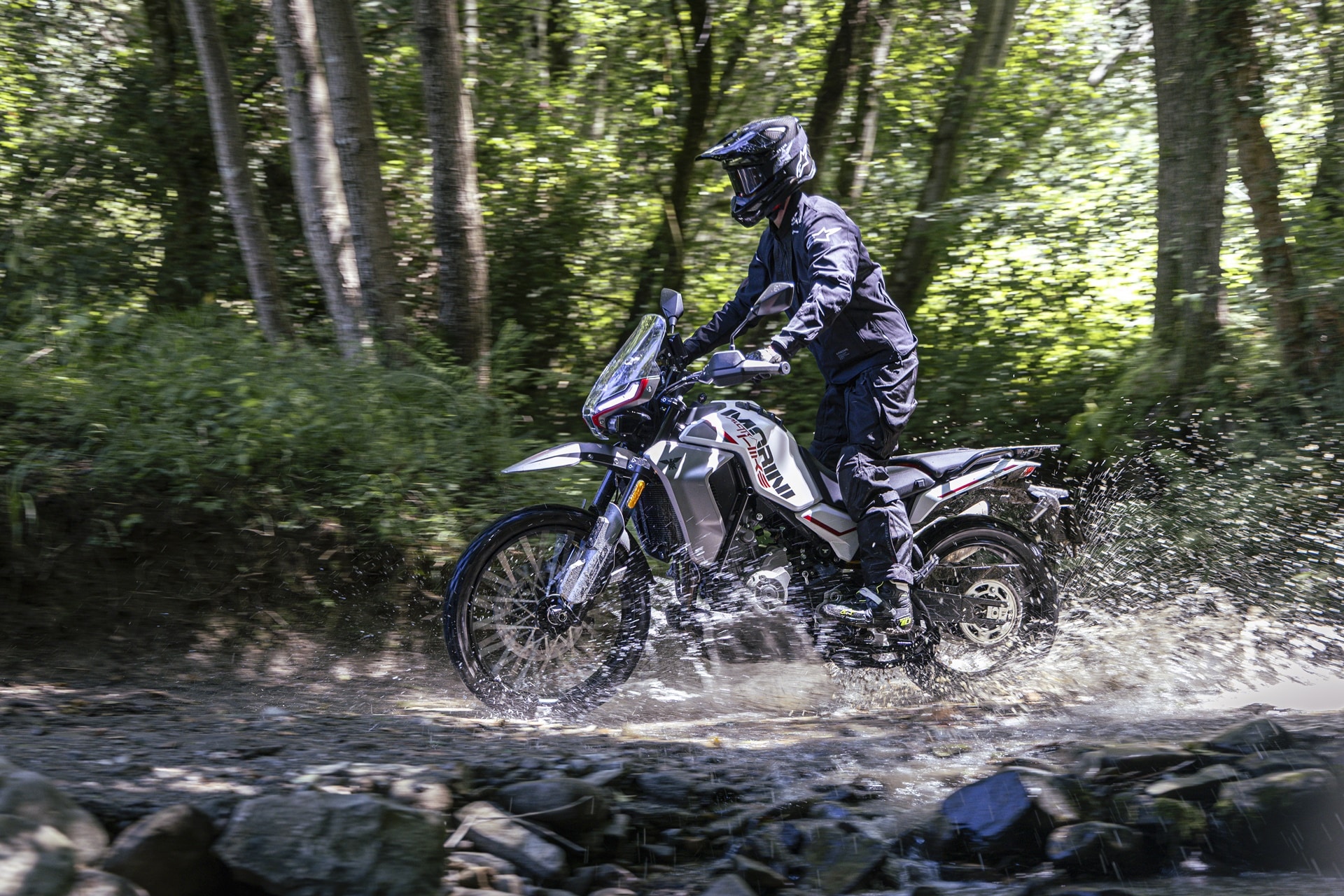 Moto Morini anuncia la apertura de pre-reservas de la nueva X-Cape 1200 y Alltrhike 450