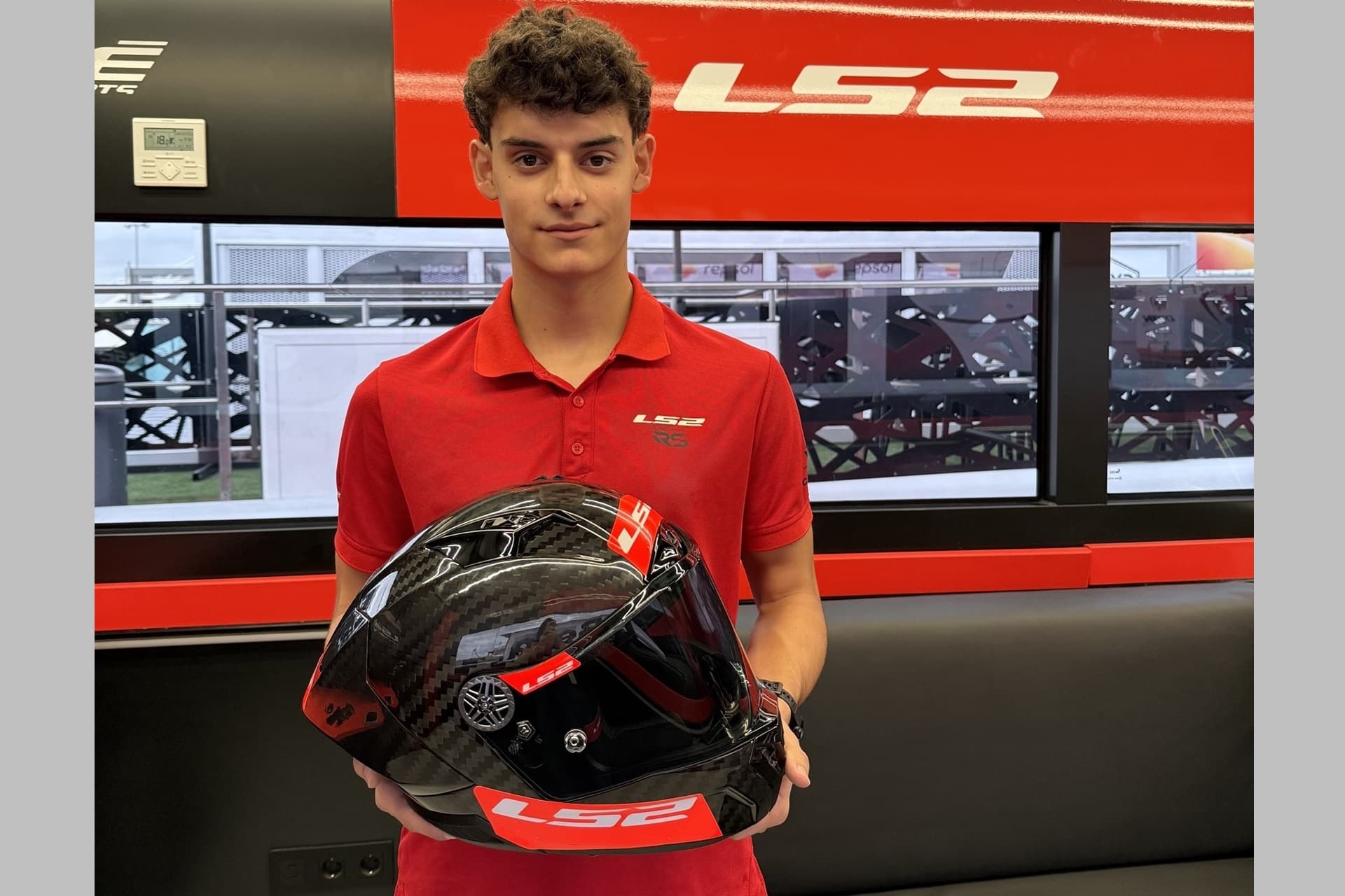 LS2 Helmets amplía su estructura deportiva de cara a 2026