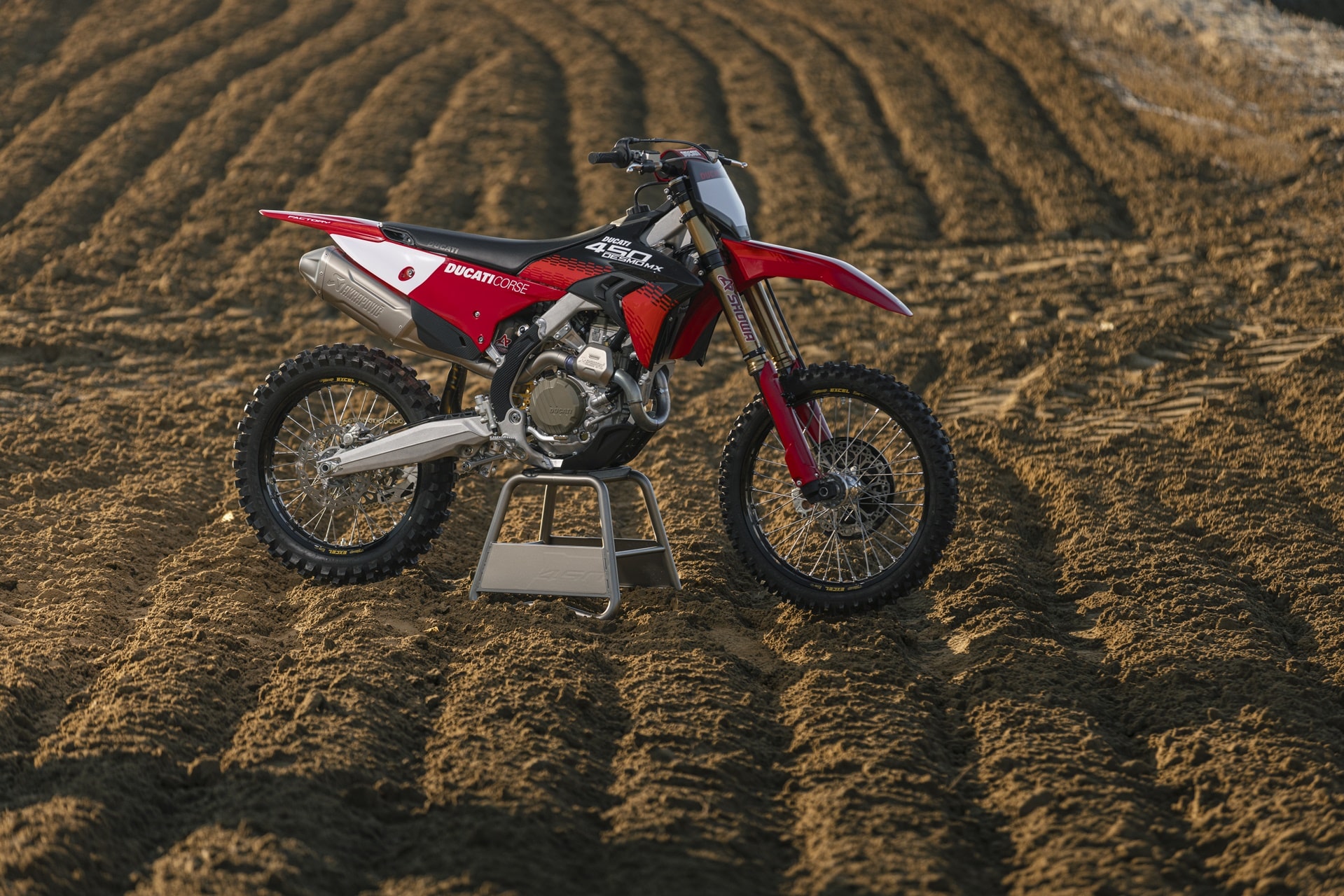 Nueva Ducati Desmo450 MX Factory: ADN de competición Offroad