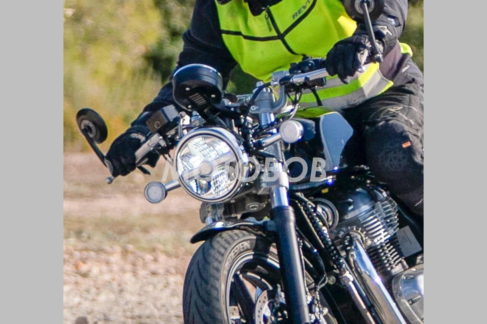 La futura Continental GT 750 reaparece en forma de mula de pruebas